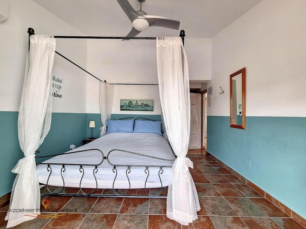 Bb Casa Alegria Bed & Breakfast Las Encebras Luaran gambar